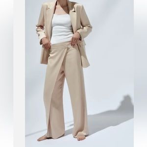 Zara paleo pants satin effect, new without tag